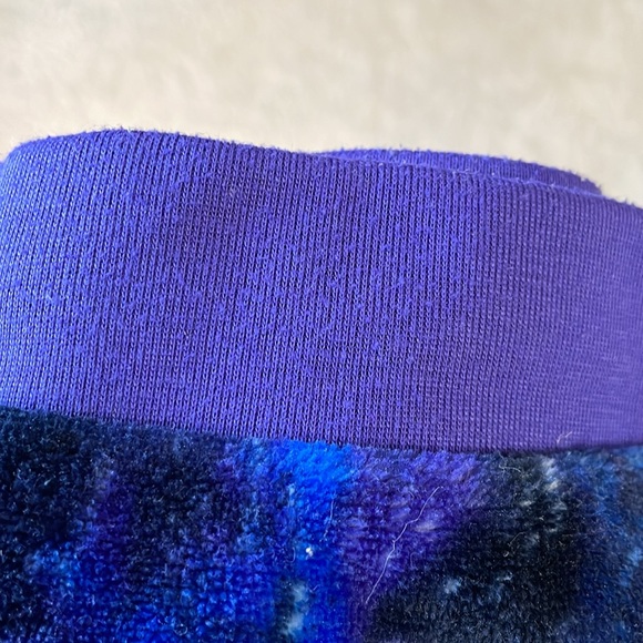 LANDS END UEC Size 8 Blue Space Galaxy Fuzzy Cozy Warm Pajama Set Unisex Star 💫 - Picture 13 of 13